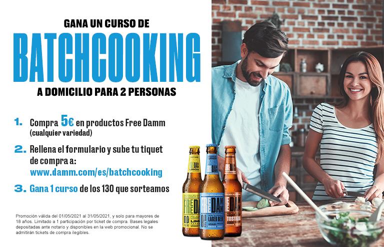 Pareja cocinando